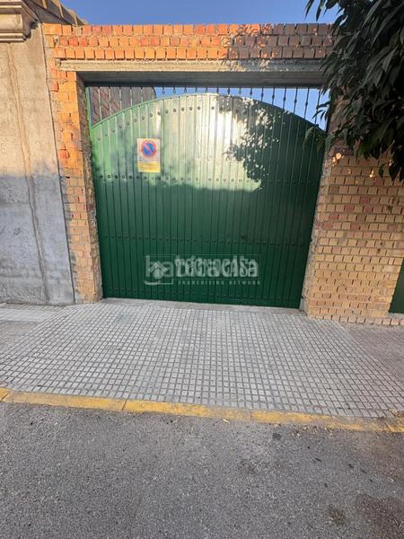 Foto b71903ea-630e-4e49-be85-77a1382236eb. Casa pareada casa en venta en Albaida del Aljarafe