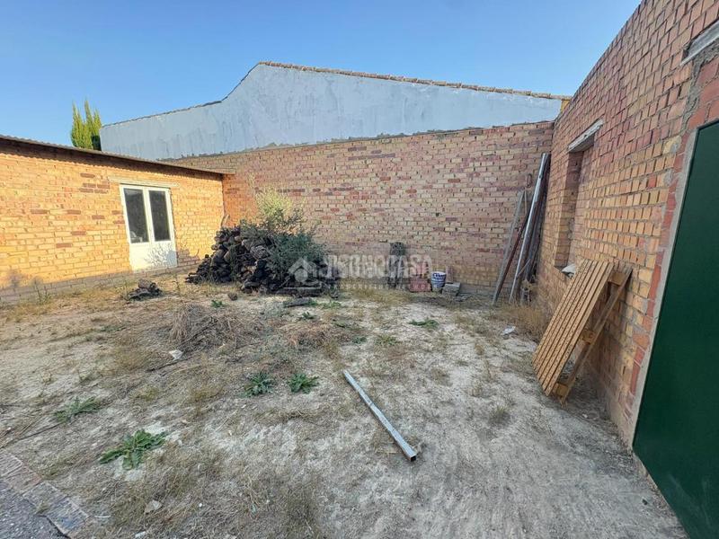 Foto d5455009-2aef-4ef2-9b80-4de62590f82b. Casa pareada casa en venta en Albaida del Aljarafe
