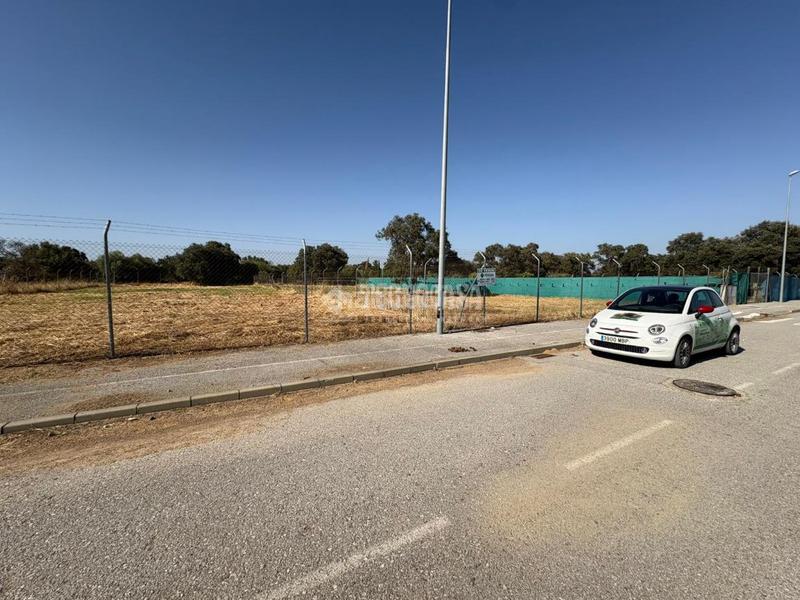 Foto 54866dd4-f087-4d34-ba13-3a47ee12b31d. Terreno residencial terrenos en venta en Sanlúcar la Mayor
