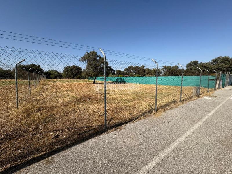 Foto 9c2bb01e-79e0-4f3f-82b8-c58c2bec5e51. Terreno residencial terrenos en venta en Sanlúcar la Mayor
