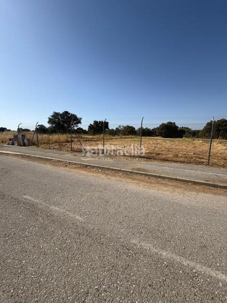Foto c2471b02-4e40-4e35-9952-1b9e9bbc6883. Terreno residencial terrenos en venta en Sanlúcar la Mayor