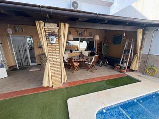 Casa aparellada  Romero reinoso. Casa en venta en huévar del aljarafe