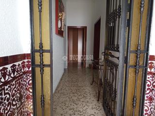 Casa pareada en Sanlúcar la Mayor. Casa en venta en sanlúcar la mayor
