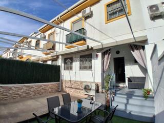 Casa pareada  C. eneldo. Casa en venta en sanlúcar la mayor