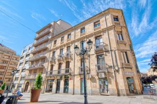 Pis a Sancti Spiritus - San Juan. Piso en venta en salamanca