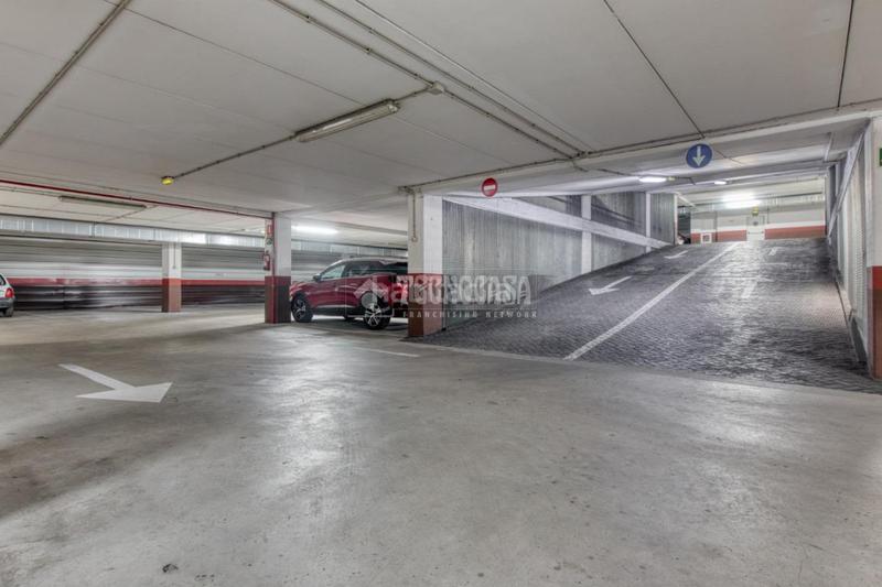 Foto d0e84edd-1ed4-422d-8a33-c1e31cdd3d5e. Posto auto in Prosperidad - Delicias Salamanca