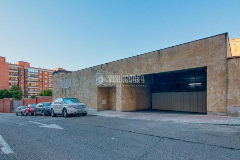 Foto f432f097-d0b4-4f94-8d69-c30be0824300. Posto auto in Prosperidad - Delicias Salamanca