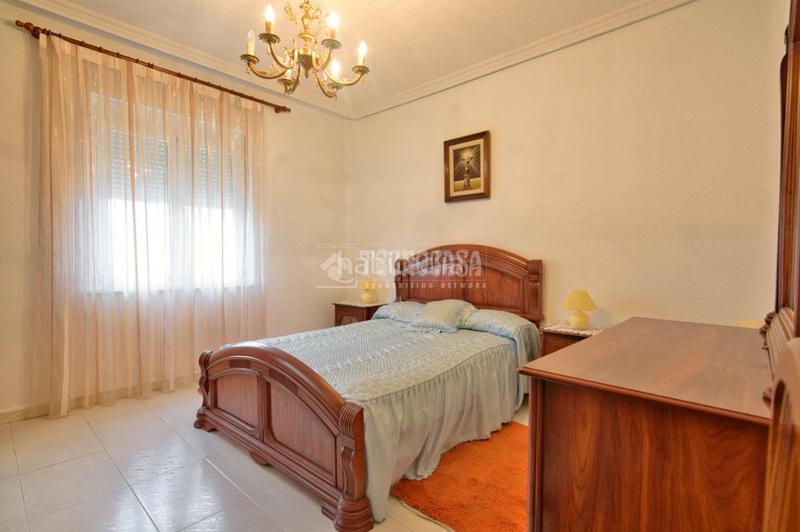 Foto 3288adb2-8f1a-438e-90b1-a2c6b5cd3ee1. Casa pareada casa en venta en Villoruela