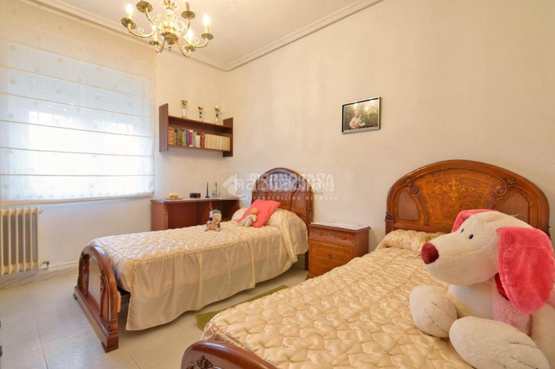 Foto 7db19040-8802-4b43-ba97-520079c02a60. Casa pareada casa en venta en Villoruela