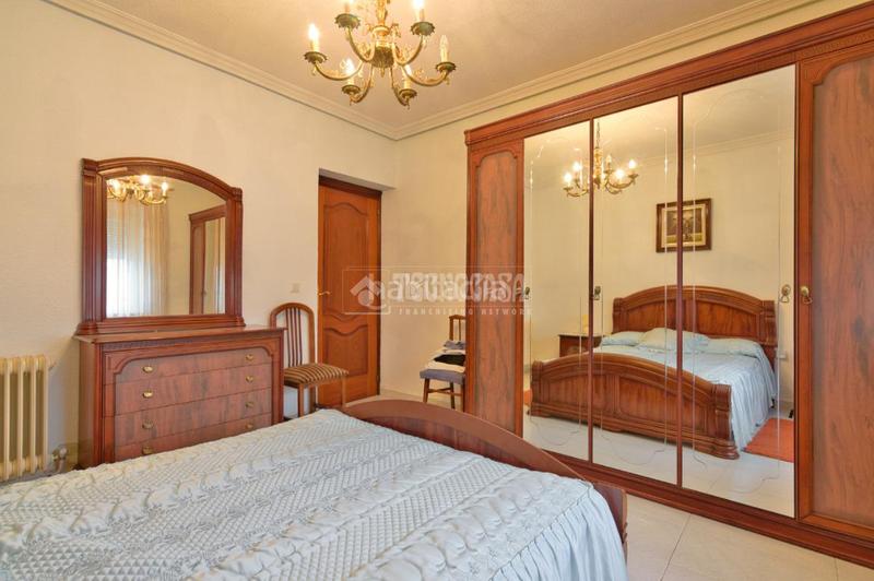 Foto f80843c5-c442-4065-9262-74801e449a74. Casa pareada casa en venta en Villoruela
