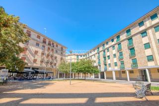 Aparcament cotxe a Rollo - Puente Ladrillo. Boxplaza de garaje en venta en salamanca