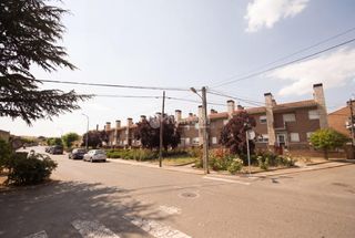 Casa aparellada a Aldearrubia. Casa en venta en aldearrubia