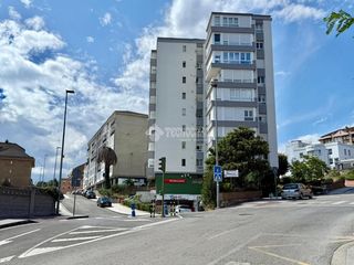 Local Comercial a General Dávila. Almacén en venta en santander