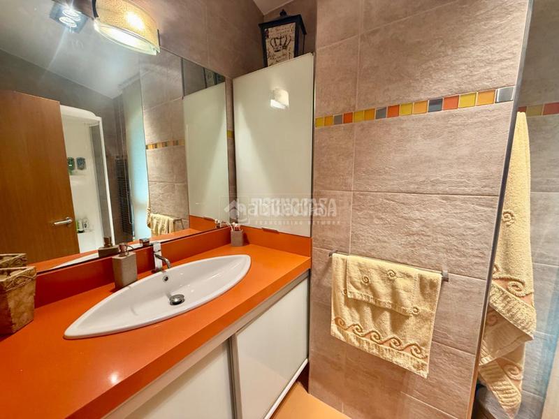 Foto 3f86a363-f8d4-42ae-a33c-b1f996923401. Casa  en venta en Mompia Santa Cruz de Bezana