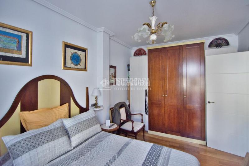Foto 0269474c-7d1c-4eb2-8131-22e0e9e1c575. Flat in Centro - Ayuntamiento Santander
