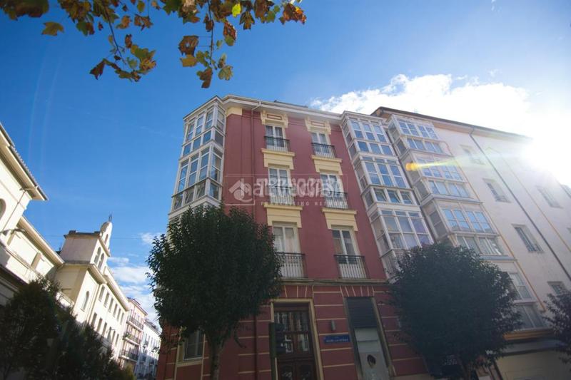 Foto 244ac854-6147-4d70-bc2c-518d16e62bf3. Flat in Centro - Ayuntamiento Santander