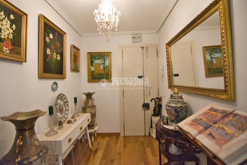 Foto 7d15ec87-2f2c-4475-89fe-ccf7f47ab926. Flat in Centro - Ayuntamiento Santander