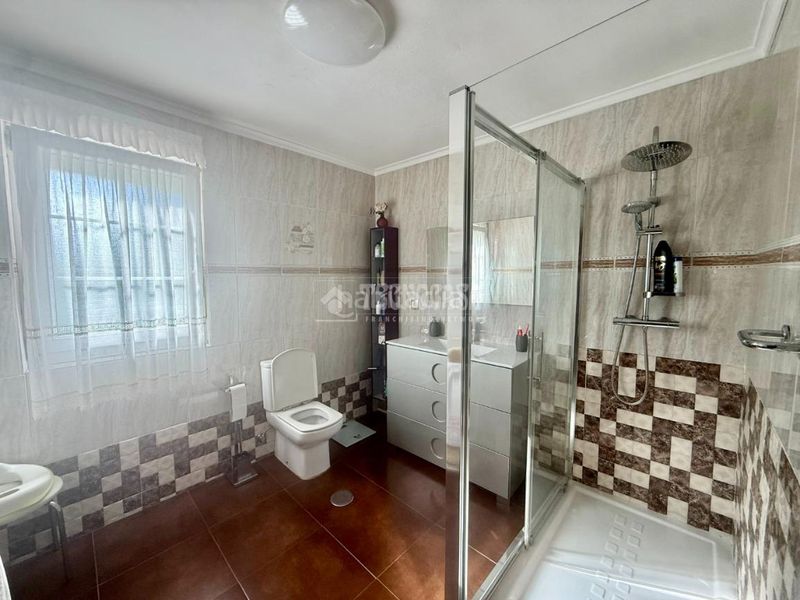 Foto fb268d31-f934-4769-8c19-f0f2b30a713b. Casa amb aparcament a Astillero (El)