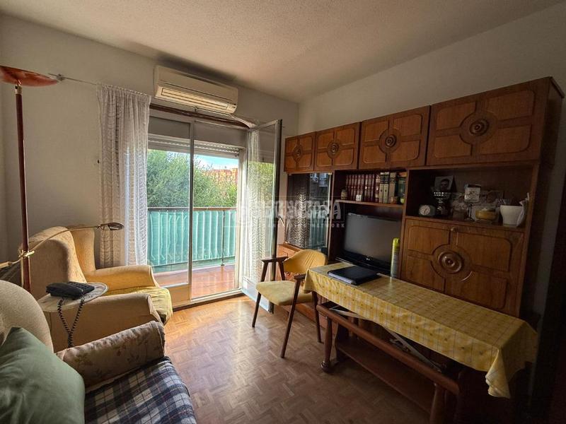 Foto b1f15550-c5b8-4859-8eea-4d02a4ba4331. Piso  en venta en Pueblo Nuevo Madrid