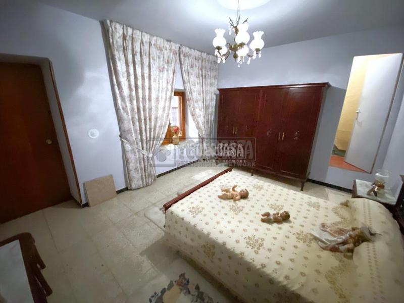 Foto 30d1bcbb-e92e-4aeb-8dd8-7fd257d20945. Casa pareada casa en venta en Madridejos