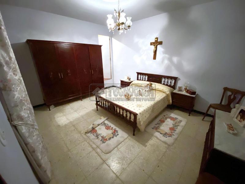 Foto b1f820b3-f9d7-4e6f-a602-e84f1b66a533. Casa pareada casa en venta en Madridejos