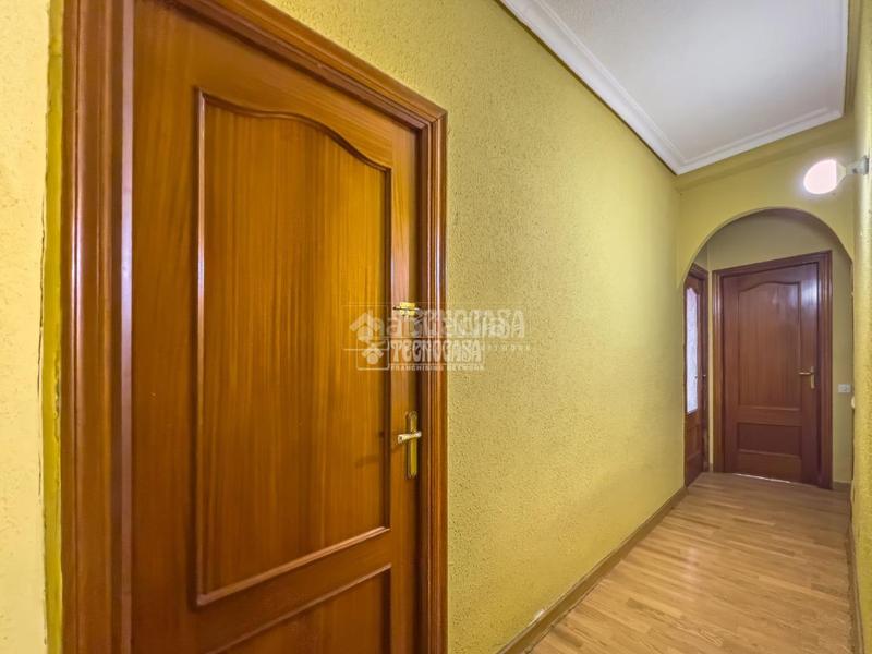 Foto 12aaa00c-cc4b-48ac-ab93-0cd42009aa5d. Appartamento con riscaldamento parcheggio in Santa María de Benquerencia Toledo