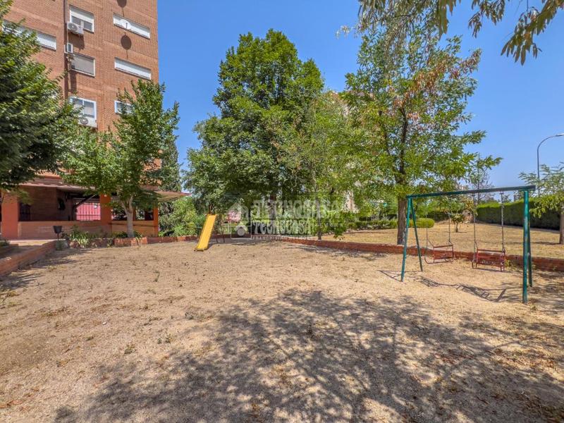 Foto 16753d51-c00a-4b49-bef0-72eab4550ecf. Appartamento con riscaldamento parcheggio in Santa María de Benquerencia Toledo