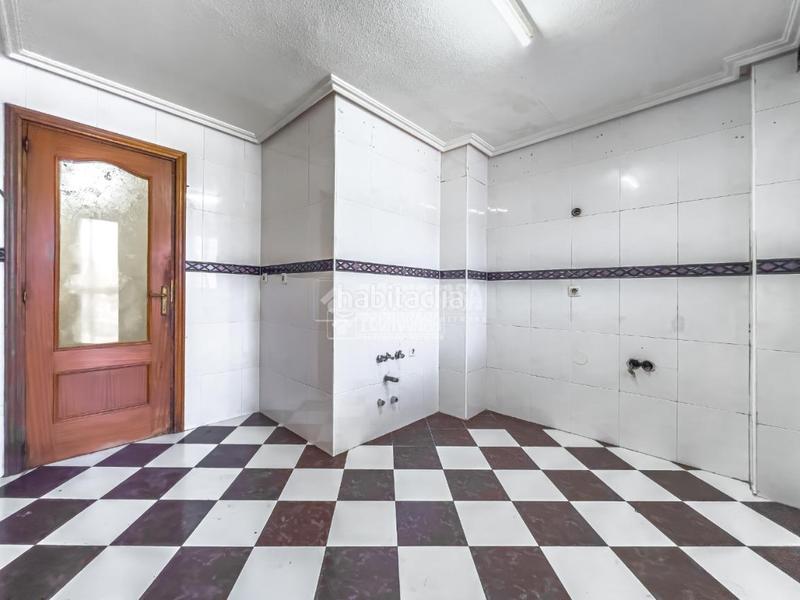 Foto 5d807514-948d-4212-8d42-2952f2850b98. Appartamento con riscaldamento parcheggio in Santa María de Benquerencia Toledo