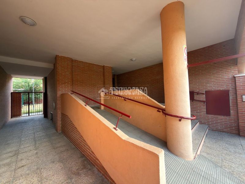 Foto c05ccb0b-106e-4333-b770-55046a9857e3. Pis amb calefacció a Santa María de Benquerencia Toledo