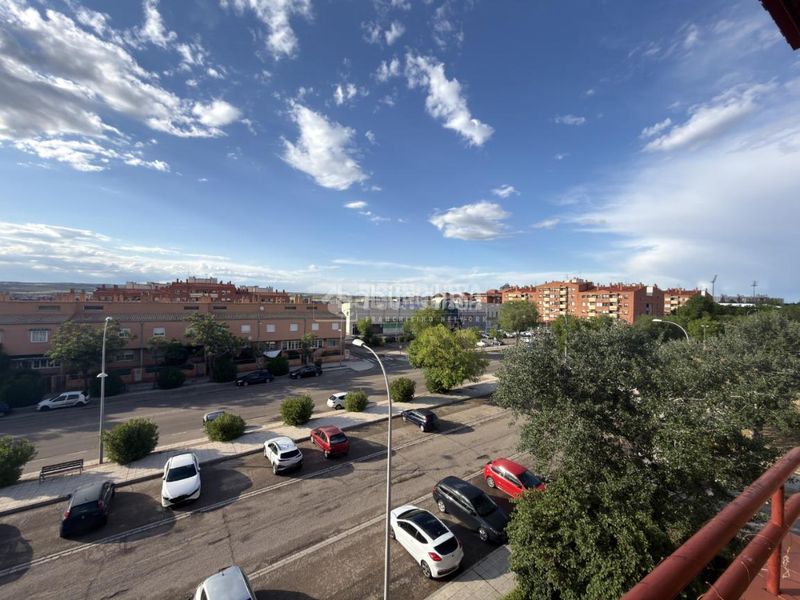 Foto f2b7a38a-8801-4870-a7d9-b3650fcbbf32. Pis amb calefacció a Santa María de Benquerencia Toledo