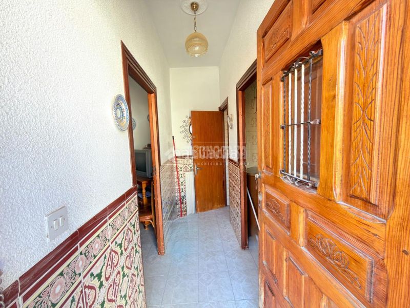 Foto 3e5166d8-064a-4898-b4ad-0ee16f8f80c2. Casa aparellada amb calefacció a Azucaica Toledo