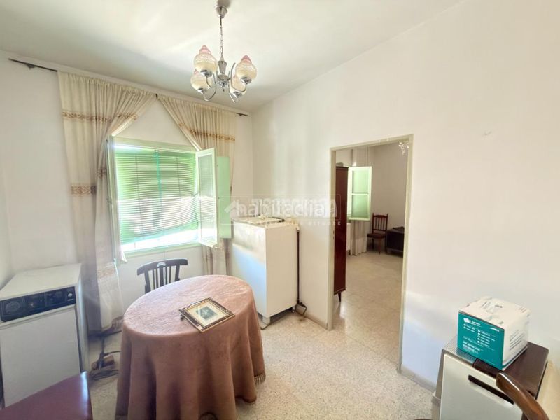 Foto 9e1da711-4906-4503-9a64-d2917786cf16. Casa aparellada amb calefacció a Azucaica Toledo