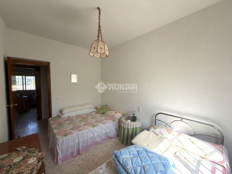 Foto 4a659f3c-19ee-4247-bf31-b88d3eb6b191. Casa amb calefacció a Nambroca