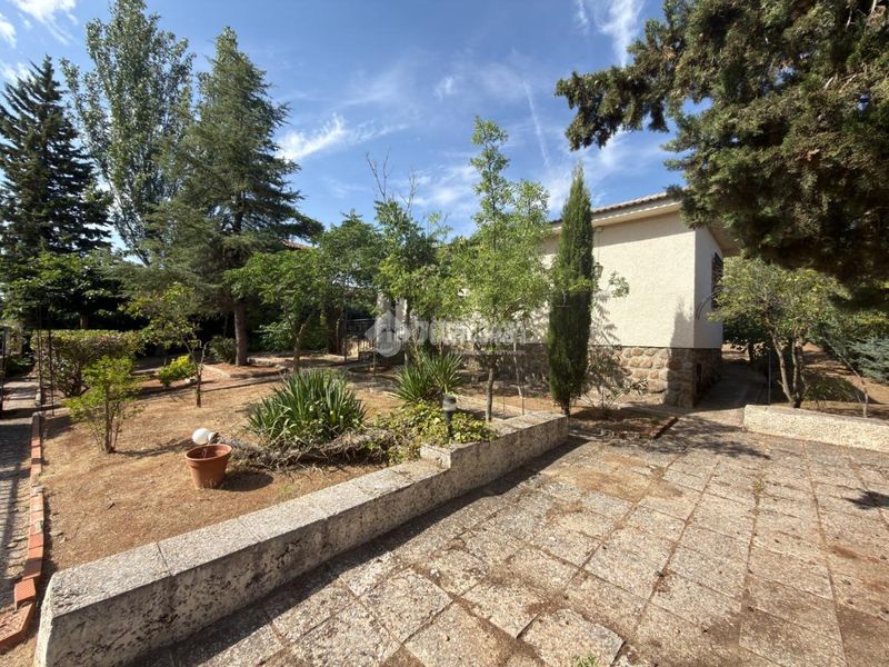 Foto e10c135d-98e5-4f1e-b0fa-8a2653d4b980. Casa amb calefacció a Nambroca