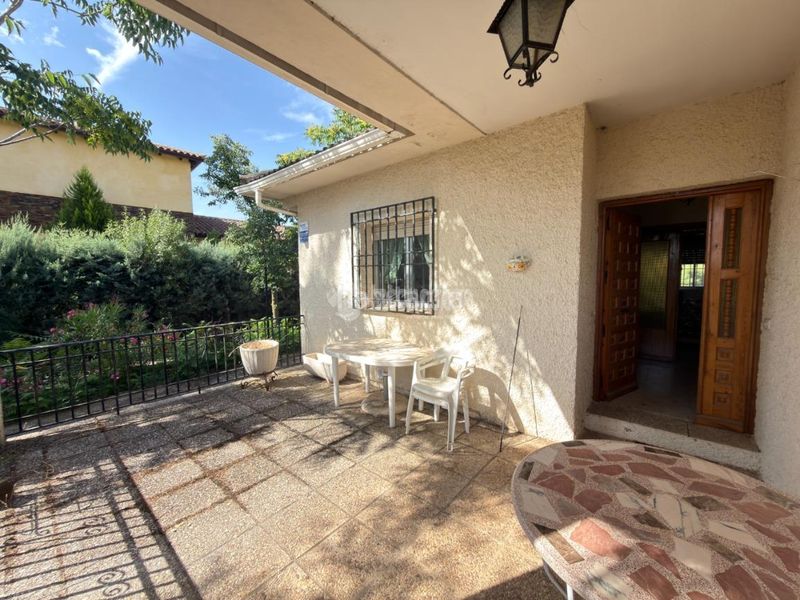 Foto f3b5df5c-fb0c-4797-91a0-c61346d9675c. Casa amb calefacció a Nambroca