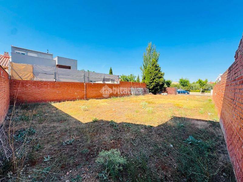 Foto 8439cb72-8a6a-4dae-a050-25940d7ce38b. Terreny residencial a Nambroca