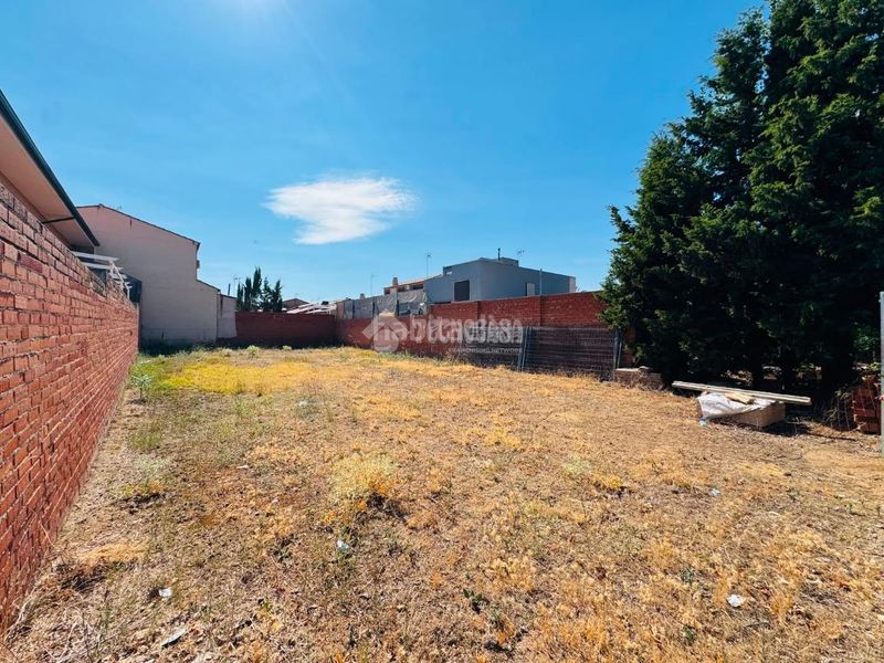 Foto 93e44557-c455-44ae-8b34-7fd64458eba6. Terreny residencial a Nambroca