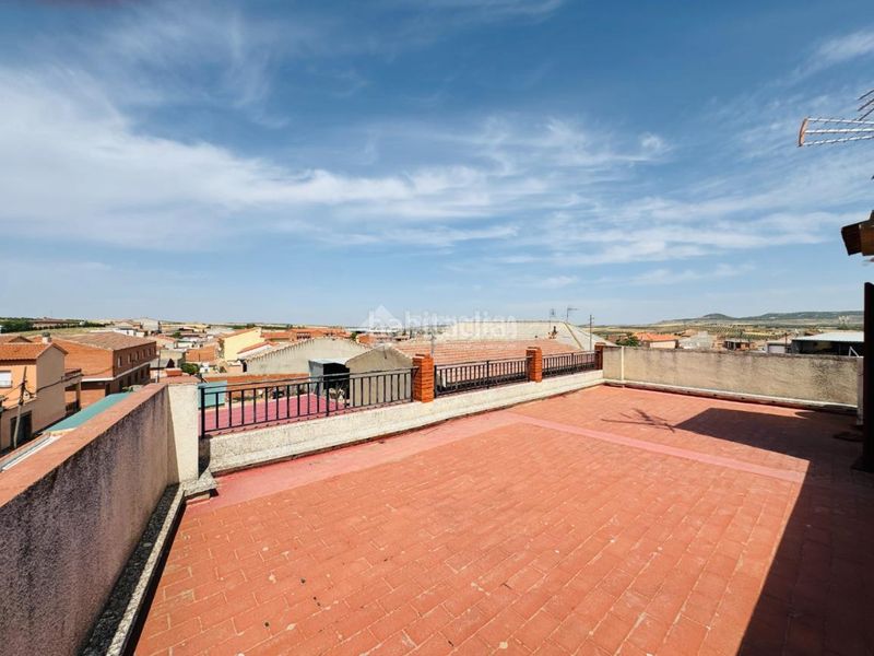 Foto 4daedcb0-2d7c-41d7-b7da-ce031e1a0687. Casa pareada casa en venta en Villasequilla
