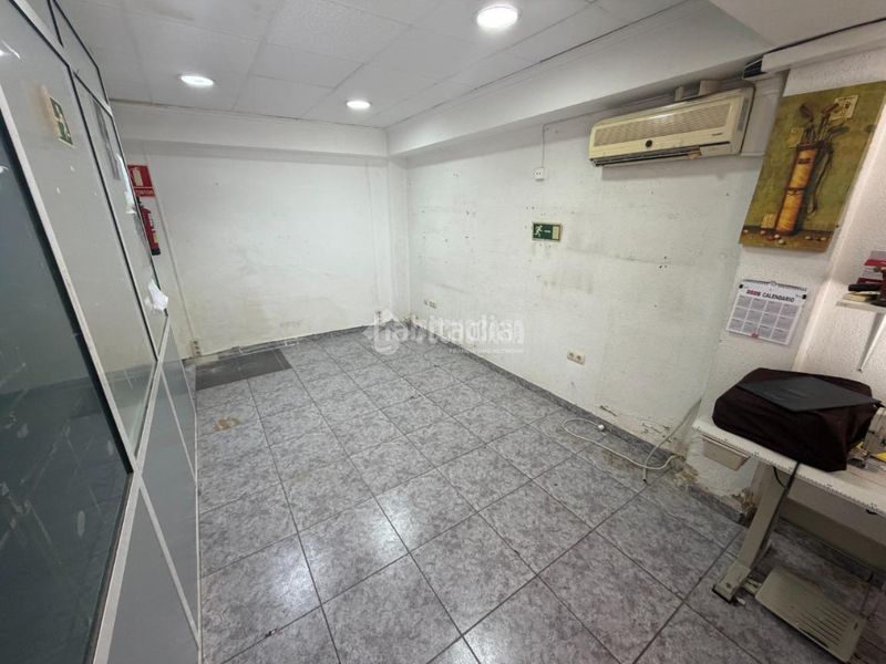 Foto 10be89a7-8008-400f-b19e-5acbd0c220c4. Local comercial a Aiora Valencia