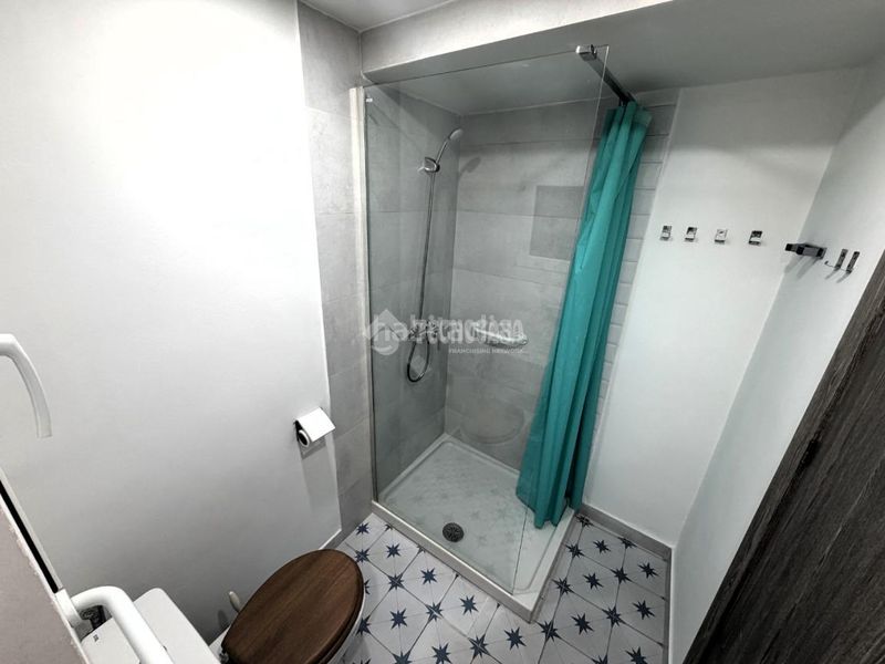 Foto 1d1d1667-3a35-42fc-8f94-bf98b8031757. Pis a Aiora Valencia