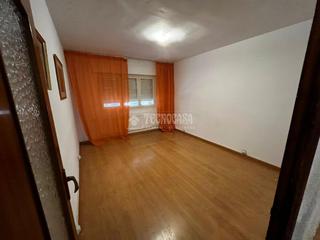 Etagenwohnung in San José. Piso en venta en zaragoza