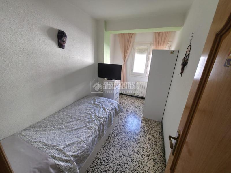 Foto 6c963f69-bde3-40c0-9f5c-918659d1b5ca. Flat with heating in La Jota Zaragoza