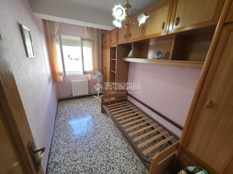Foto bdfd942b-e8e8-4ac7-b54b-a235ae128f68. Flat with heating in La Jota Zaragoza