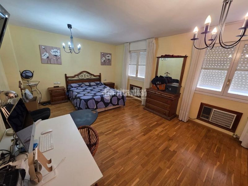 Foto cc5af2d5-b584-4681-8c03-8589632ffb0d. Casa aparellada amb calefacció aparcament a San Juan de Mozarrifar Zaragoza