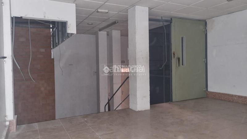Foto 1afb112e-e67e-4e40-9b9a-0746f9ea0d53. Alquiler local comercial tienda en alquiler en La Jota Zaragoza
