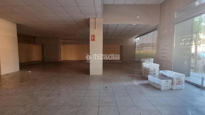 Foto 67b6a610-e25c-4875-bd7f-74bba6d60a63. Lloguer local comercial a La Jota Zaragoza