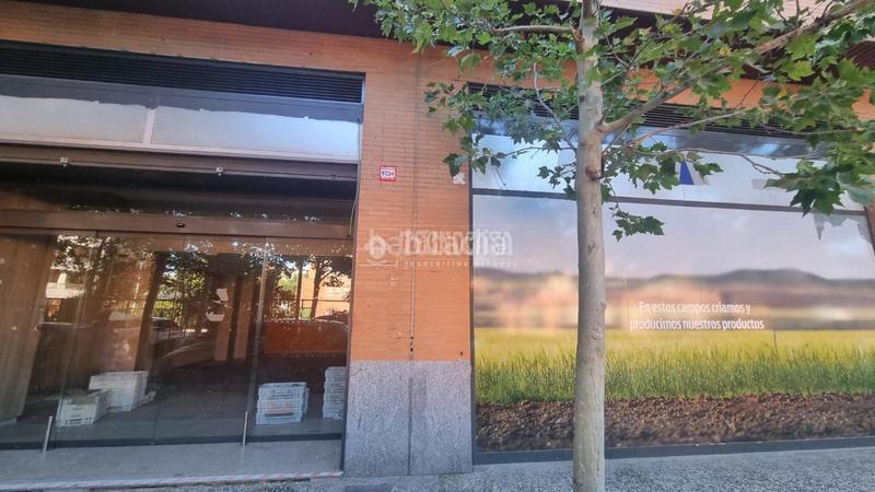 Foto ac2f01b1-293f-4f3a-9f70-146f70314340. Lloguer local comercial a La Jota Zaragoza
