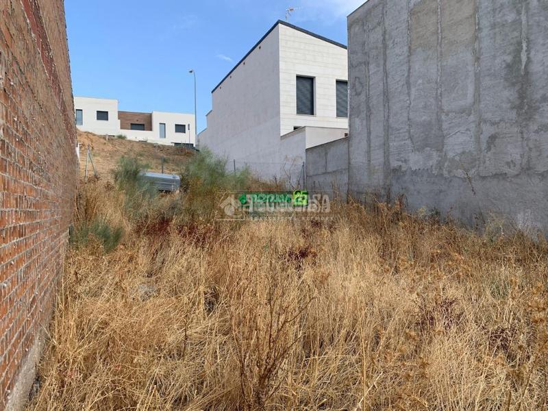 Foto dd7c08d6-9b26-48bd-9e1a-a4d3af3155fd. Terrain résidentiel dans Olías del Rey