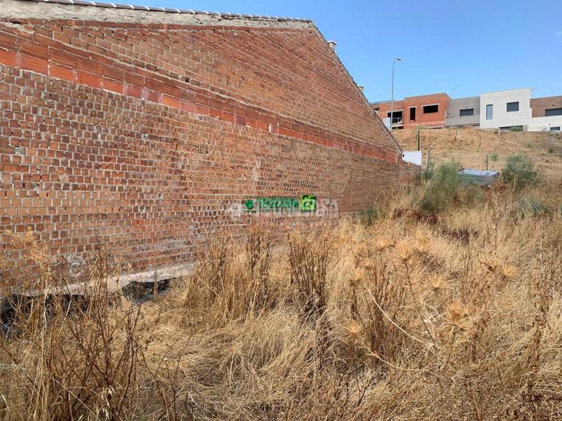 Foto f32c4404-f5d1-467f-8575-149de736491e. Terrain résidentiel dans Olías del Rey