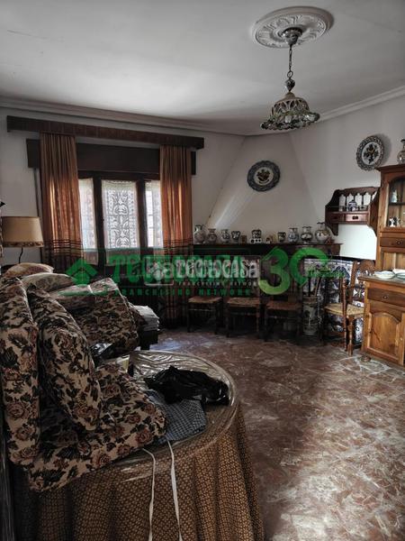 Foto 866ffe5e-4a4f-4c34-b6c2-04eb42103ec6. Casa  en venta en Bargas